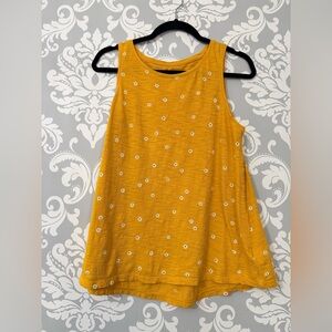 10/$25 • Old Navy Daisy Print Everywear Cotton‎ Tank